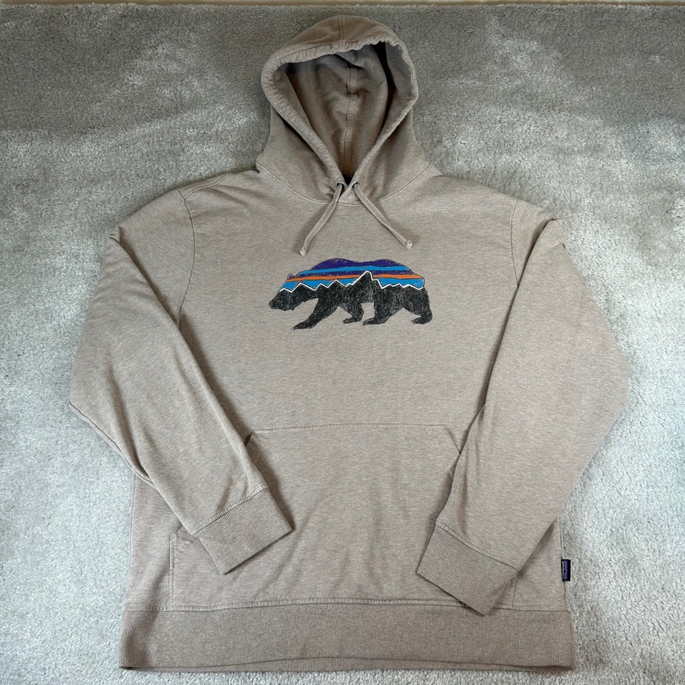 Patagonia Hoodie Mens M Khaki Fitz Roy Bear Graphic Uprisal Pullover 39514 SP18
